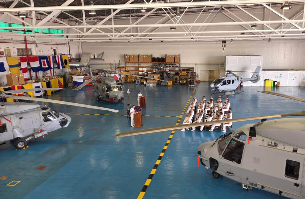 Ceremonia de entrga en Rota del nuevo Sikorsky SH-60F de la Armada.