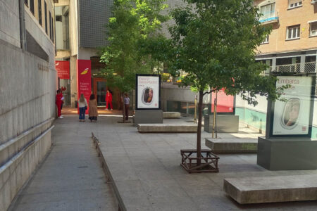 Acceso al Espacio Iberia en Serrería Belga.