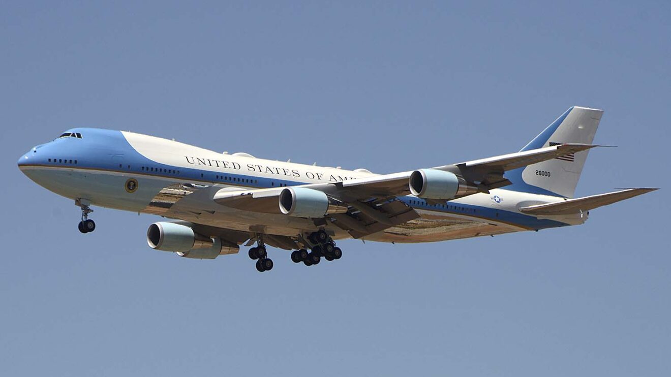 Sin duda el avión VIP por excelencia, el Air Force One, con el presidente Biden a bordo.