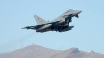 Eurofighter del Ala 11 despegando de Gando en los pasados ejercicios Ocean Sky.