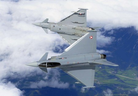 A los casos de corrupción que Airbus denunció se ha sumado el caso de la venta a Austria de aviones Eurofighter.