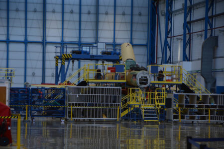 El primer Eurofighter Halcón durante su producción en Getafe.