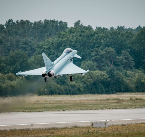 Despegue en Manching del primer Eurofighter Quadriga.