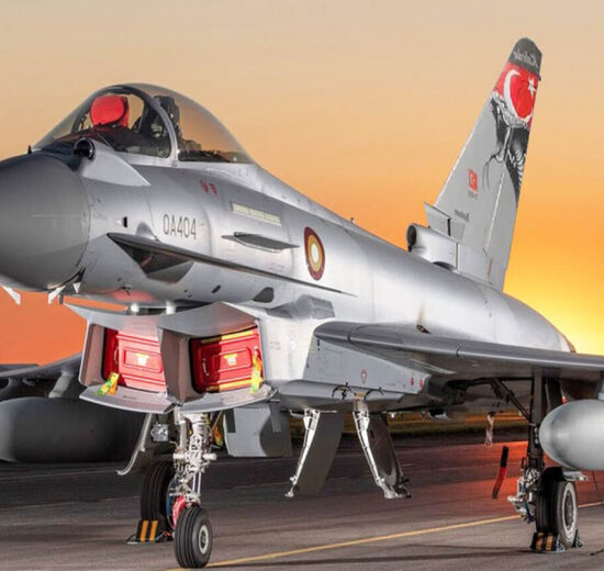 El pedido de 20 Eurofighter por Turquía es la mayar venta de aeronaves de combate por Rino Unido en una generación.