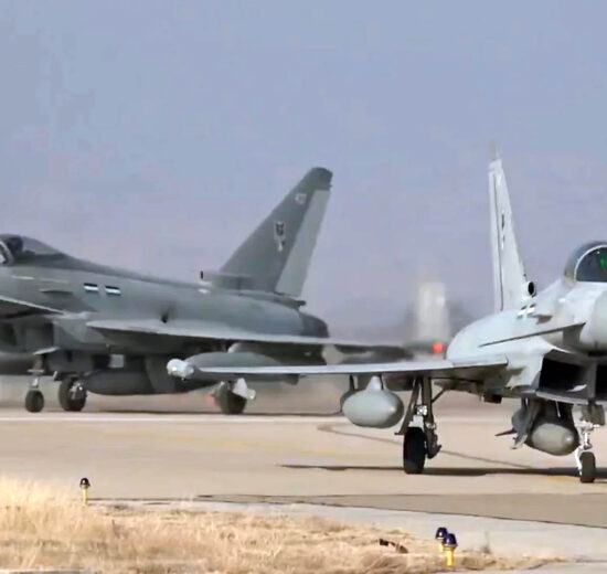 LLegada de los dos Eurofighter a Turquía.