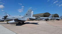 F/A-18 del Ala 12 destacados en la Base Aérea Mihail Kogălniceanu en Rumanía.