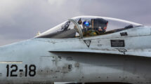 Los F/A-18 españoles tendrán nuevos asientos eyectables.