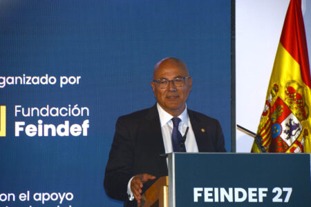 Ángel Olivares.