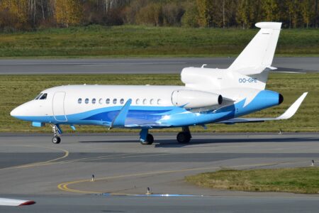 OO-GPE, el Falcon 900 de Luxaviation que usa Von der Leyen en muchos de sus viajes.