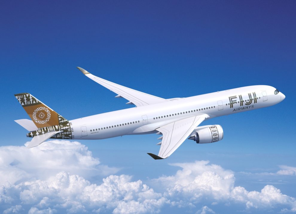 Fiji Airways inició sus vuelos de largo radio con dos Boeing 747, sustituyendo estos por seis Airbus A330 y ahora los complementa con dos A350.