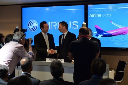 Firma entre Airbus y Wizzair del pedido de 110 A321neo.
