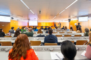 Jornada Fly News sobre la búsqueda de talento aeroespacial.