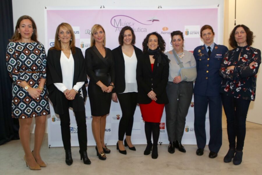 Ponentes de la V Jornada de Mujer y Aeronáutica.