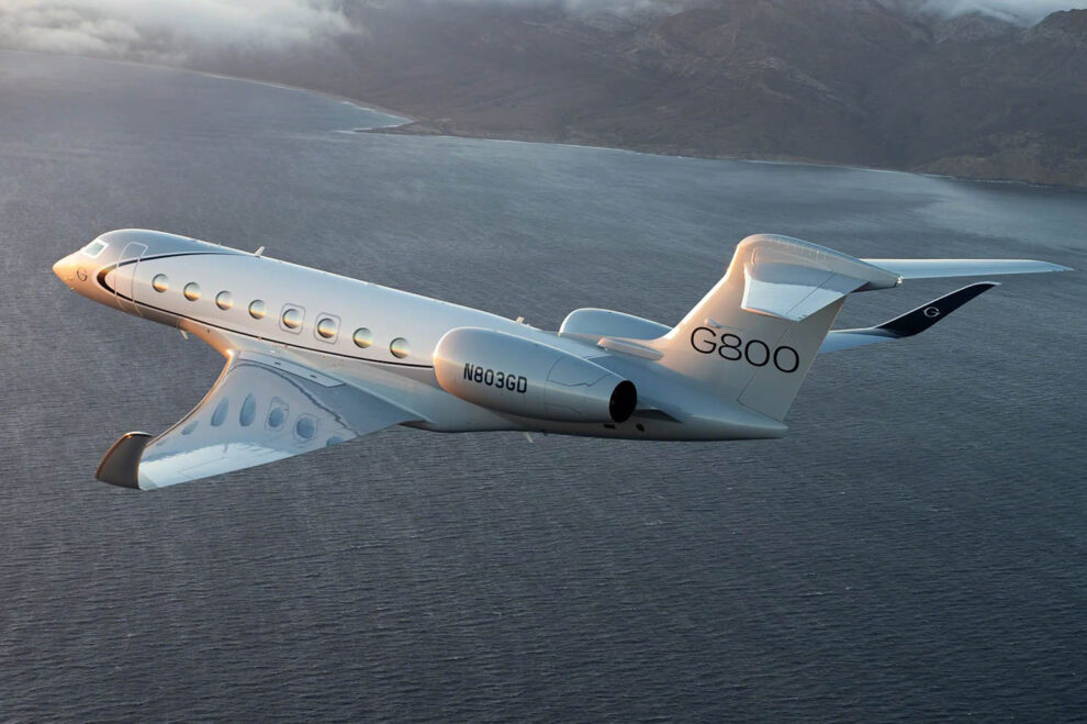 Gulfstream G800.