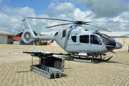 Airbus Helicopters España demostró en mayo el control de un UAV Flexrotor desde un H135 de la Armada.