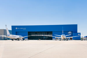 Exterior del hangar de Globalia Mantenimiento en Madrid.
