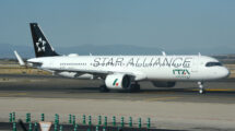 Airbus A321LR de ITA Airways pintado de Star Alliance.