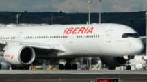 Iberia anuncia un importante aumento de su oferta de plazas para el verano de 2026.