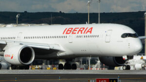 Iberia anuncia un importante aumento de su oferta de plazas para el verano de 2026.