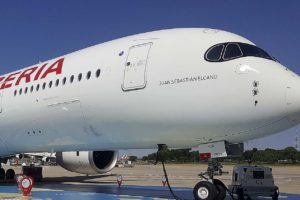 Iberia tiene pedidos 20 Airbus A350-900, de los que ya ha recibido cinco, y con los que irá sustituyendo sus A340.