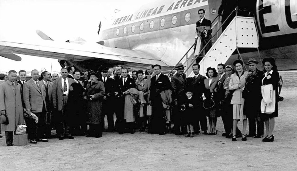 Pasajeros del primer vuelo de Iberia entre Madrid y Buenos Aires entre el 23 y el 25 de septiembre de 1946.
