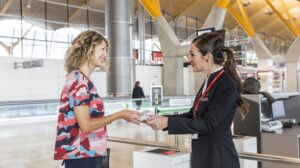 Iberia plantea un ERE voluntario para sustituir a 1000 empledos por otros más jóvenes y sin antiguedad.