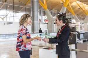 Iberia plantea un ERE voluntario para sustituir a 1000 empledos por otros más jóvenes y sin antiguedad.