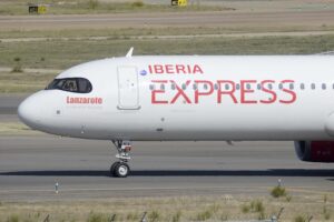 Cuatro aviones de Iberia Express, con sus tripulaciones, volarán para BA Euroflyer.