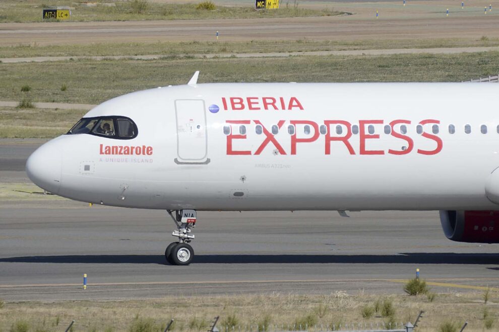 Cuatro aviones de Iberia Express, con sus tripulaciones, volarán para BA Euroflyer.