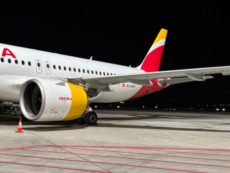 El avión elegido por Iberia para prbar los nuevos asientos de Recaro es el A320neo EC-NAY, uno de los que ha incorporado procedentes de Vueling.