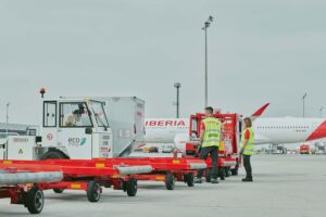 La división de handling de Iberia recibe una ayuda para electrificar sus vehículos.