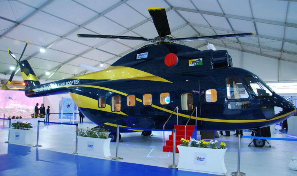 Modelo escala real del Indian Multi-Role Helicopter.