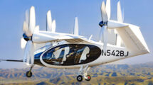 Uno de los prototipos del eVTOl de Joby durante uan prueba de vuelo autónomo.