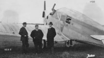 Otto Reuters, primero a la izquierda, fue el diseñador del F13 así como de otros aviones de Junkers.