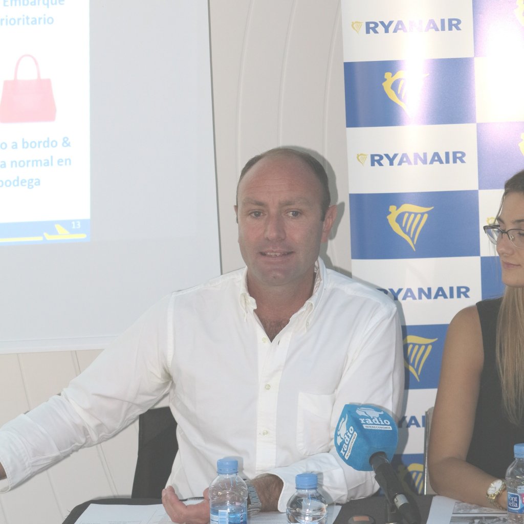 Kenny Jacobs, director de marketing de Ryanair ha sido el encargado de anunciar los nuevos vuelos de la compañía desde Madrid para el verano de 2018.