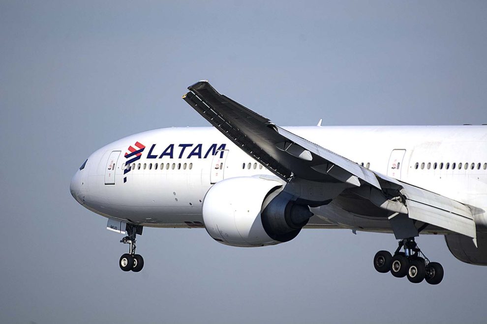Con el anuncio de la compra de Latam por Delta, esta abandonó el proyecto de negocio conjunto con Iberia y pronto dejara de pertenecer a la alianza Oneworld.