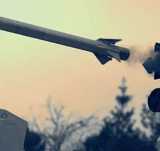 Lanzamiento de un Martlet desde un vehículo.