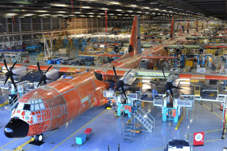 Cadena de montaje del Lockheed Martin C-130J.