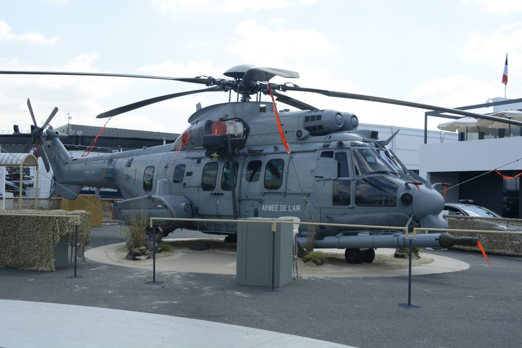 Airbus Helicopters H725 Caracal