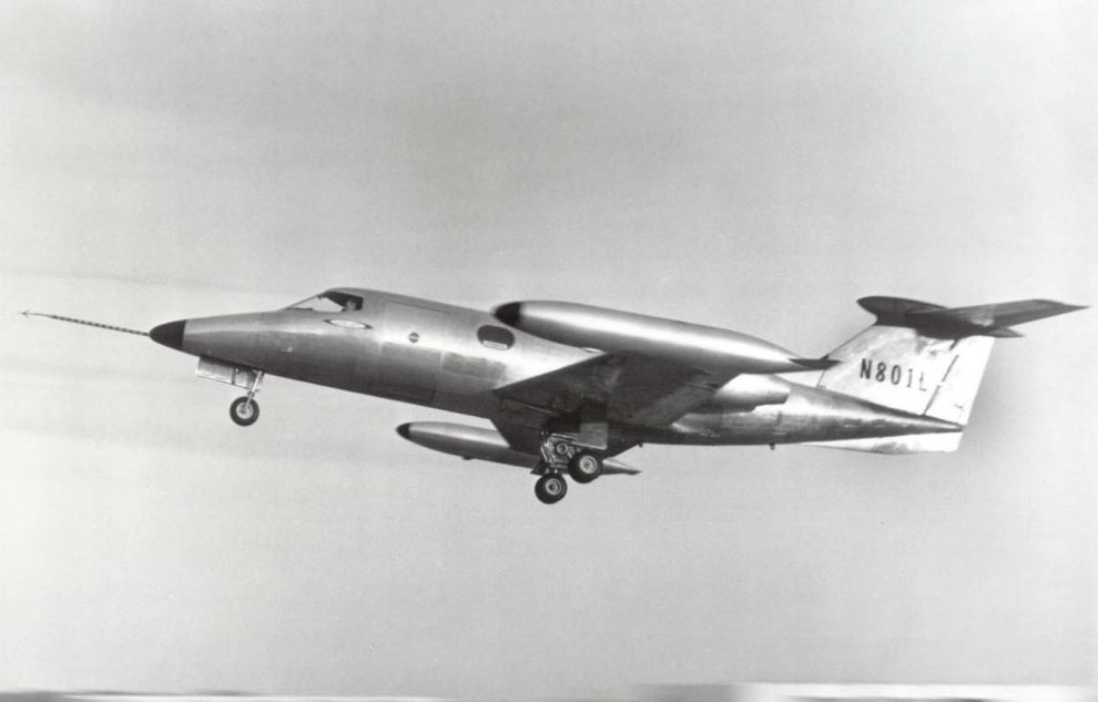 Primer prototipo del Learjet 23. Se perdió en un accidante en una toma sin tren durante una prueba.