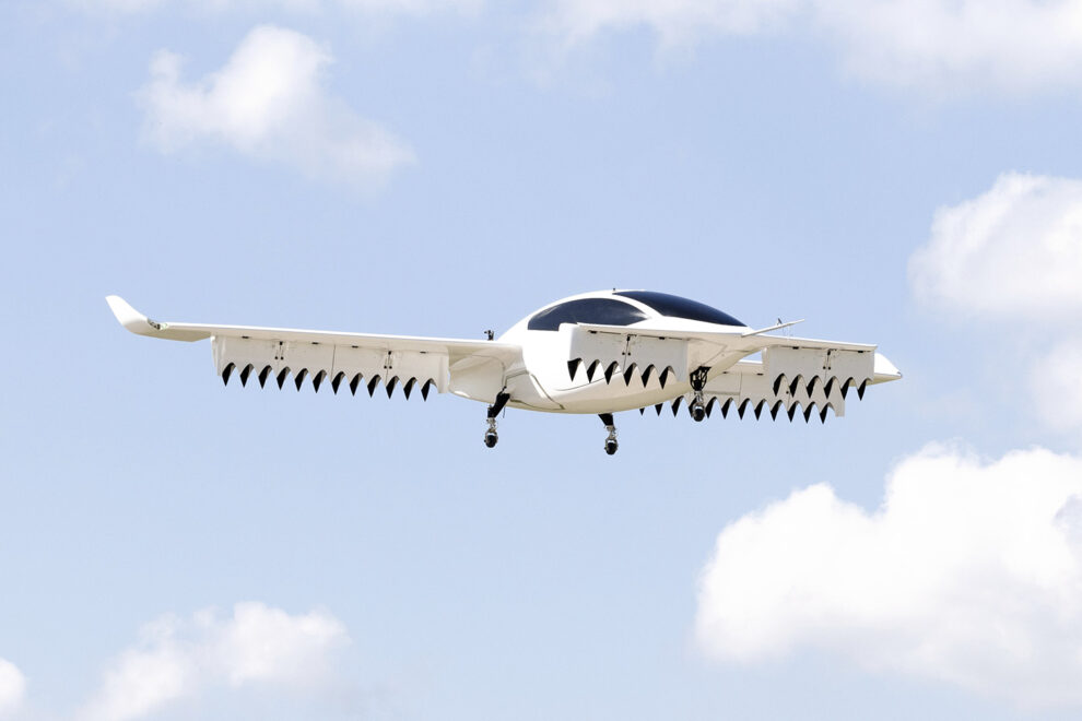 El demostrador de Lilium en fase de vuelo vertical.