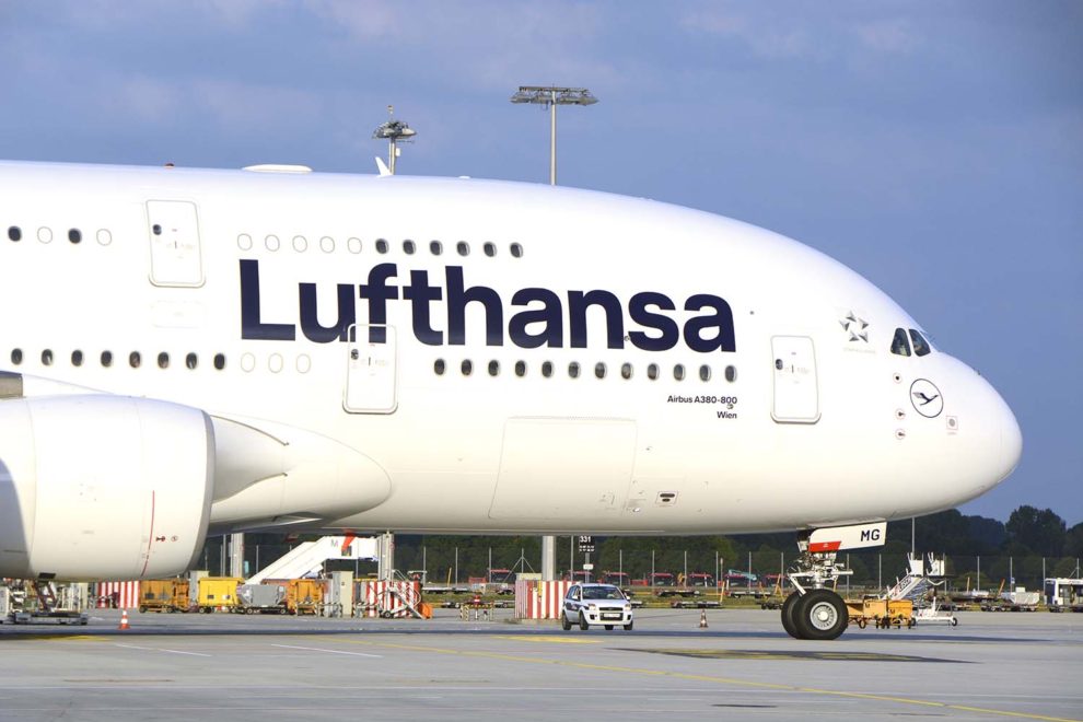 Airbus A380 de Lufthansa en el aeropuerto de Munich,