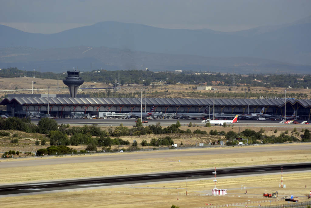 Los aeropuertos de Aena acumulan ya 26 meses de crecimiento de pasajeros.