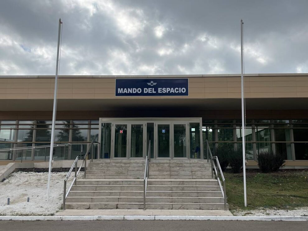 Sede del Mando Aéreo del Espacio en la base aérea de Torrejón, antes del CESAEROB.