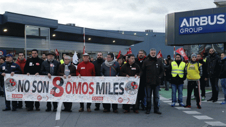Partidos de izquierdas y centrales sindicales apoyan a los ocho sindicalistas de Airbus juzgados en Getafe