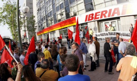 Los sindicatos de Iberia podrían convocar huelga en febrero