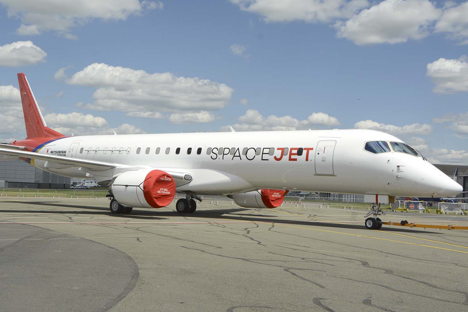 Mitsubishi space jet