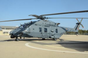 El primer NH90 Estándard 3 para el Ejército del Aire y del Espacio en la plataforma de Albacete.