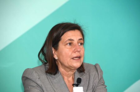 Nathalie Tarnaud Alude durante la presentacion en Toulouse de los resultados de ATR.