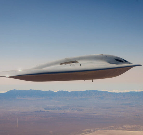 El segundo Northrop Grumman B-21 en vuelo.